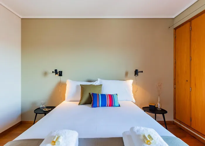 Terraco Da Linha - Bairro Calmo E * Aveiro